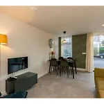 Cozy Apartment In Street Of Westkapelle